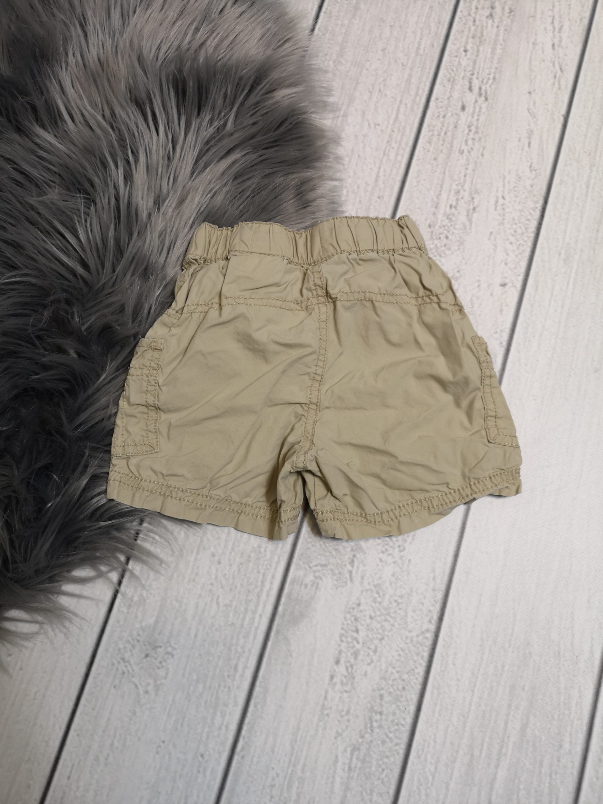 Short Gr. 74 - H&M – Bild 2