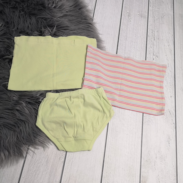 2 Unterhemden 1 Unterhose Gr. 110/116 - Ernsting´s family – Bild 2